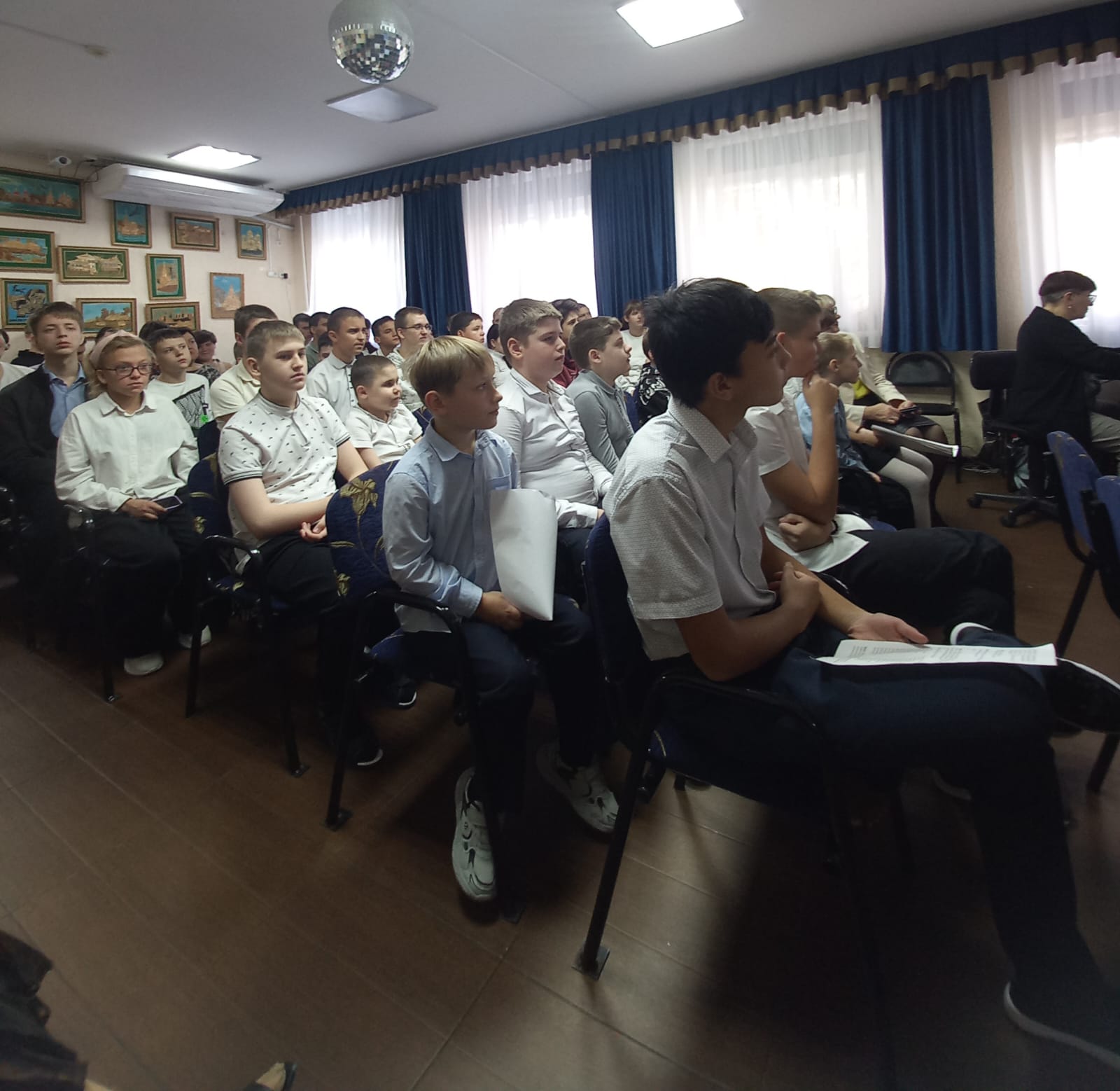Открытый классный час «Безопасность в сети Интернет»